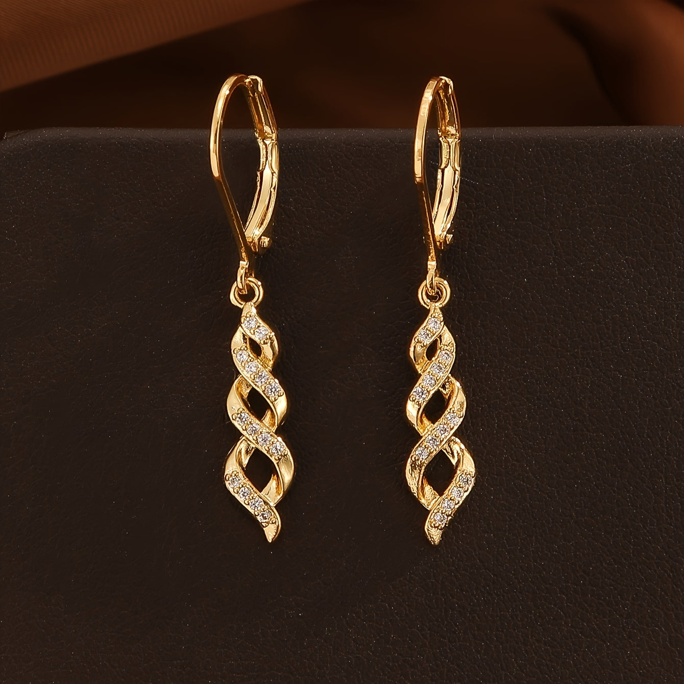 Ava Náušnice Shimmer Twist | Zlato